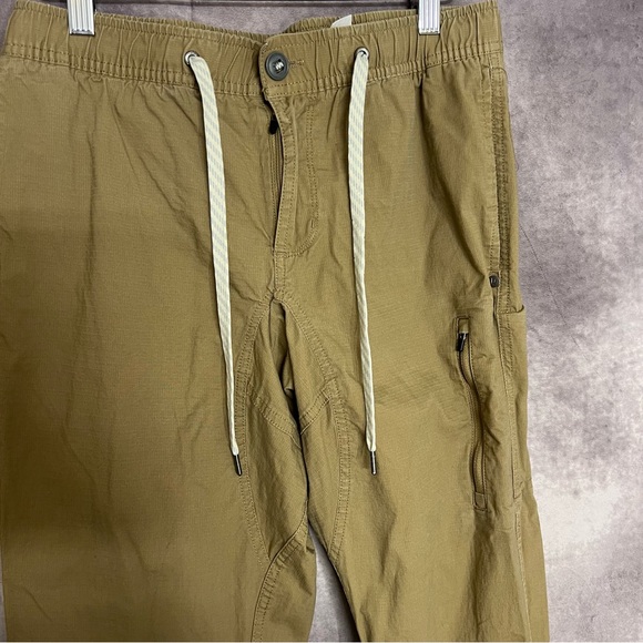 Vuori Pants DuraTerra Ripstop Pant  Brown Tan Mens Size Medium. - Picture 4 of 12
